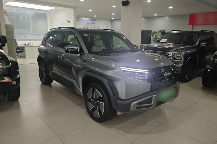Used Formula Leopard Titanium 3 2025 501KM All-Wheel Drive Intelligent Driving Ultra Version Front Right 45 Deg
