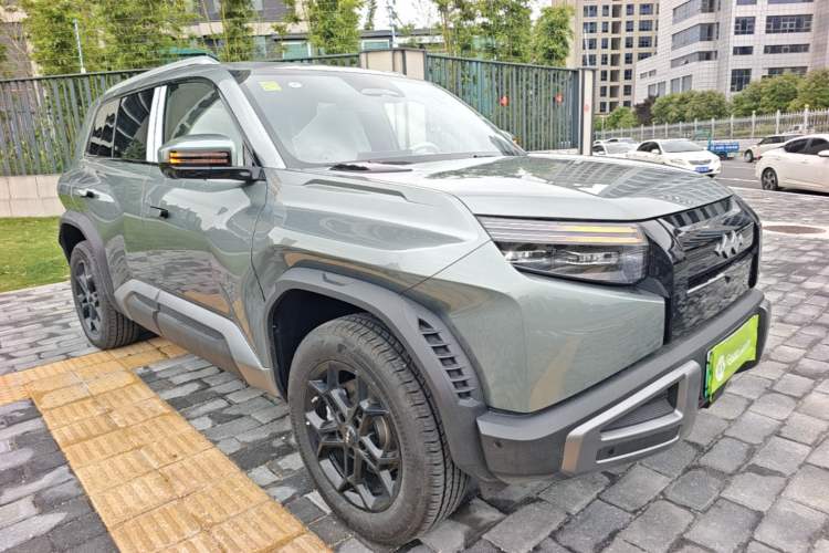 Used Formula Leopard Titanium 3 2025 501 km Range Rear-Wheel Drive Intelligent Driving Max Edition Front Right 45 Deg