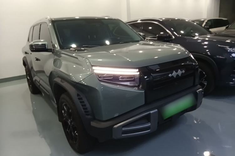 Used Formula Leopard Titanium 3 2025 501 km Range Rear-Wheel Drive Intelligent Driving Max Edition Front Right 45 Deg