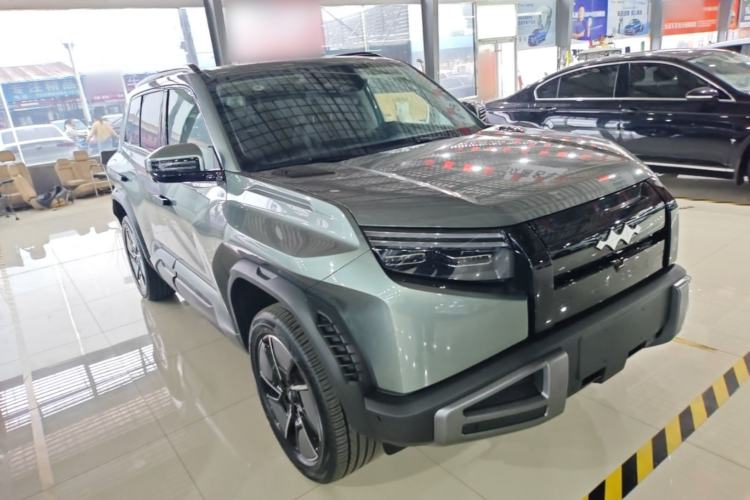 Used Formula Leopard Titanium 3 2025 501KM All-Wheel Drive Intelligent Driving Ultra Version Front Right 45 Deg