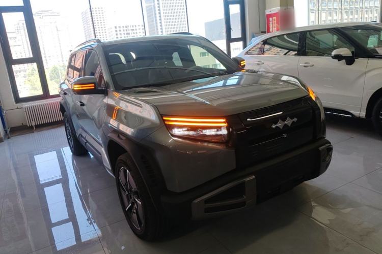 Used Formula Leopard Titanium 3 2025 501KM All-Wheel Drive Intelligent Driving Ultra Version Front Right 45 Deg