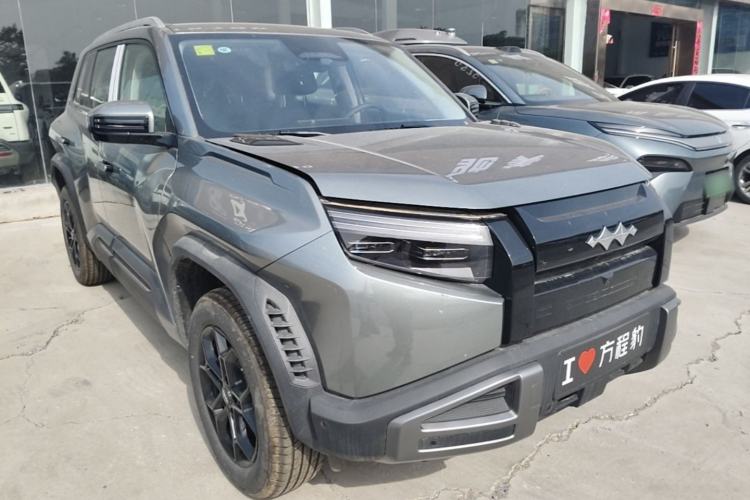 Used Formula Leopard Titanium 3 2025 501 km Range Rear-Wheel Drive Intelligent Driving Pro Version Front Right 45 Deg