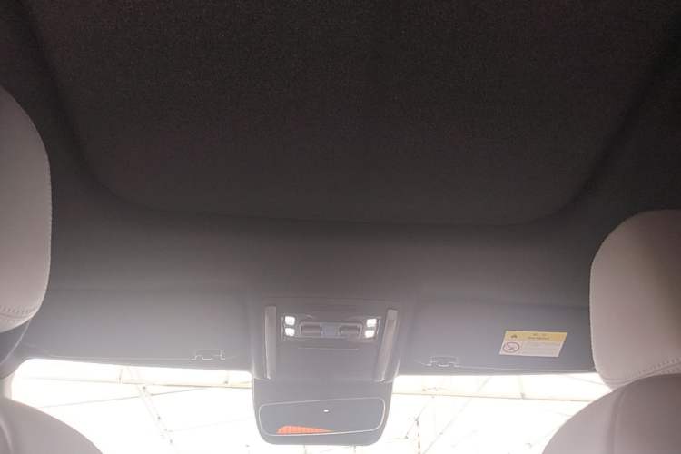 Used Formula Leopard Titanium 3 2025 501 km All-Wheel Drive Intelligent Driving Max Edition Headliner