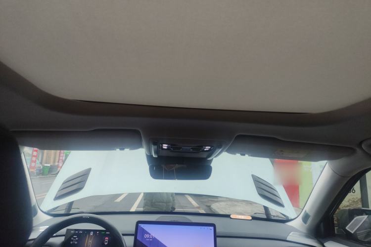 Used Formula Leopard Titanium 3 2025 501KM All-Wheel Drive Intelligent Driving Ultra Version Headliner