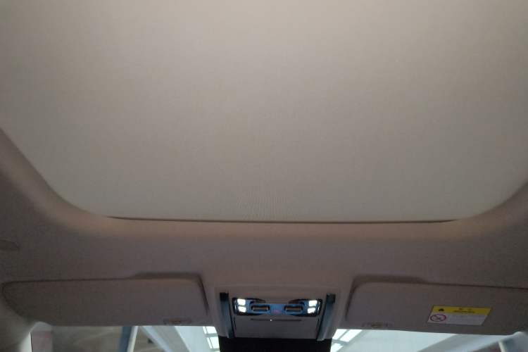Used Formula Leopard Titanium 3 2025 501 km Range Rear-Wheel Drive Intelligent Driving Max Edition Headliner