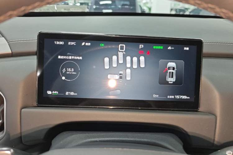 Used Formula Leopard Titanium 3 2025 501 km Range Rear-Wheel Drive Intelligent Driving Max Edition Instrument Cluster