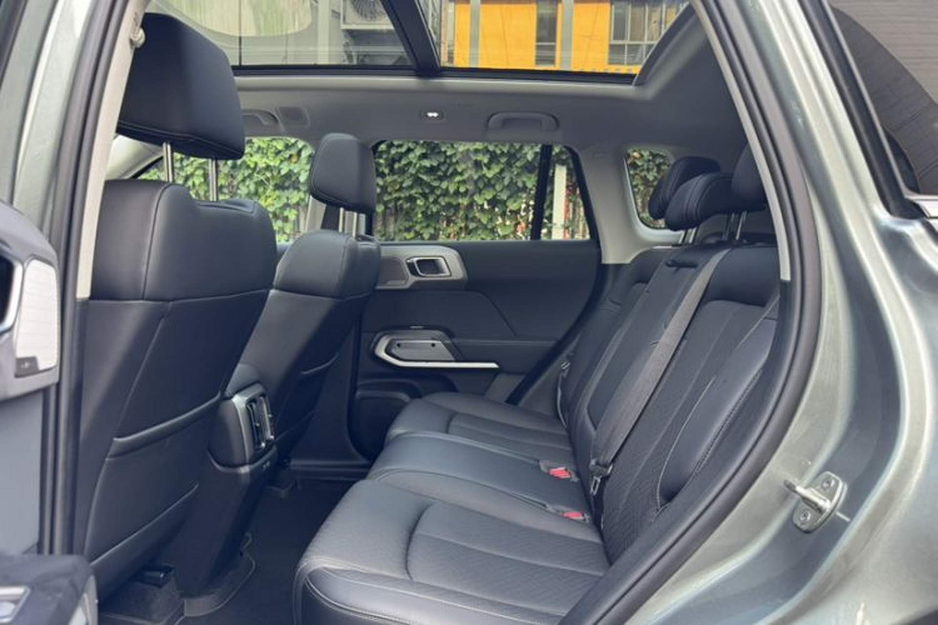 Used Formula Leopard Titanium 3 2025 501KM All-Wheel Drive Intelligent Driving Ultra Version Interior 11