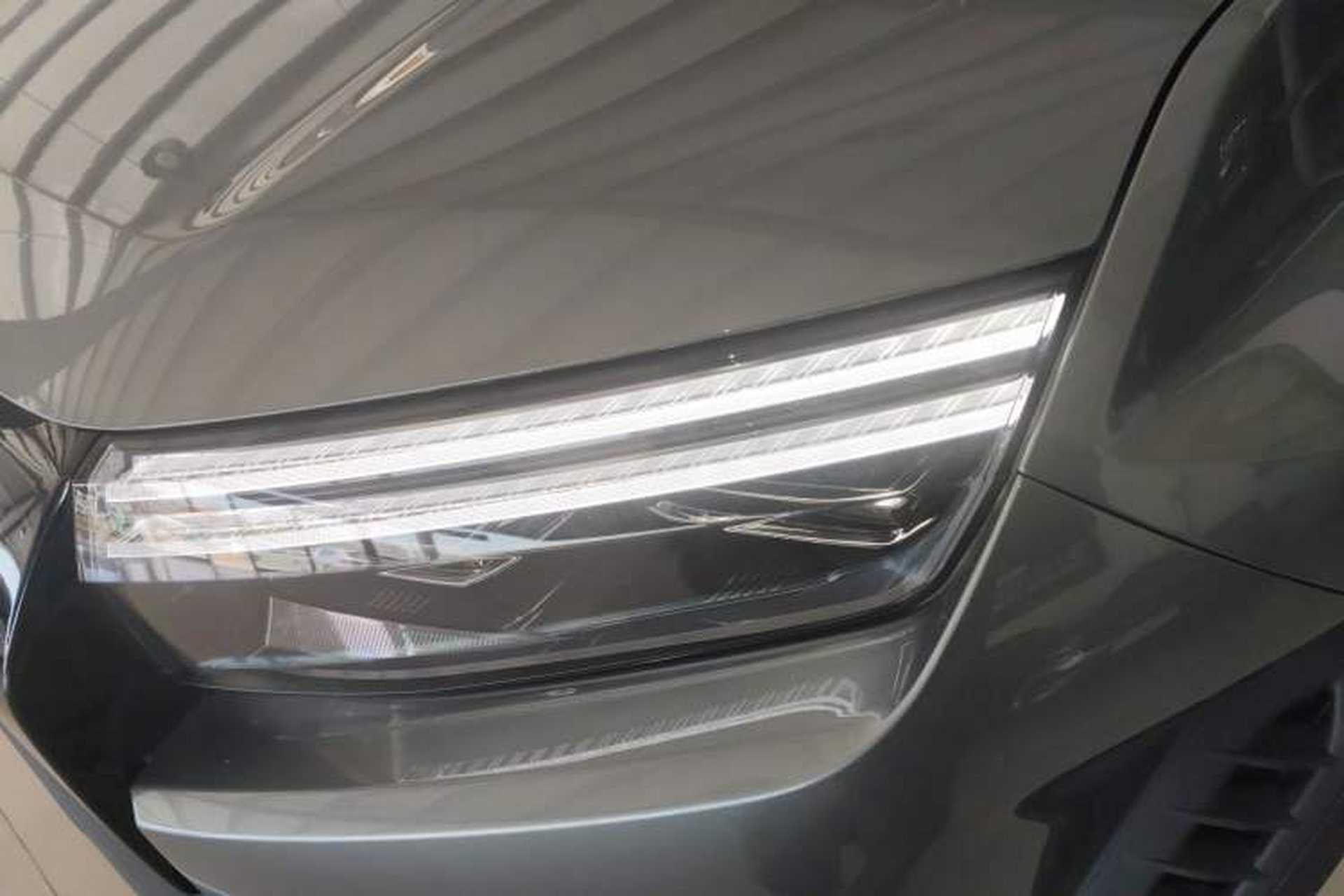 Used Formula Leopard Titanium 3 2025 501 km All-Wheel Drive Intelligent Driving Max Edition Left Front Headlight