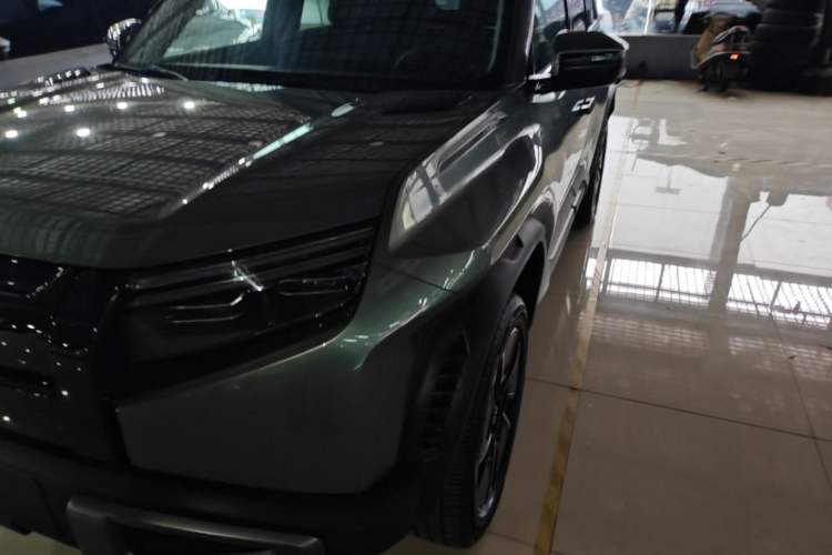 Used Formula Leopard Titanium 3 2025 501KM All-Wheel Drive Intelligent Driving Ultra Version Left Front Headlight