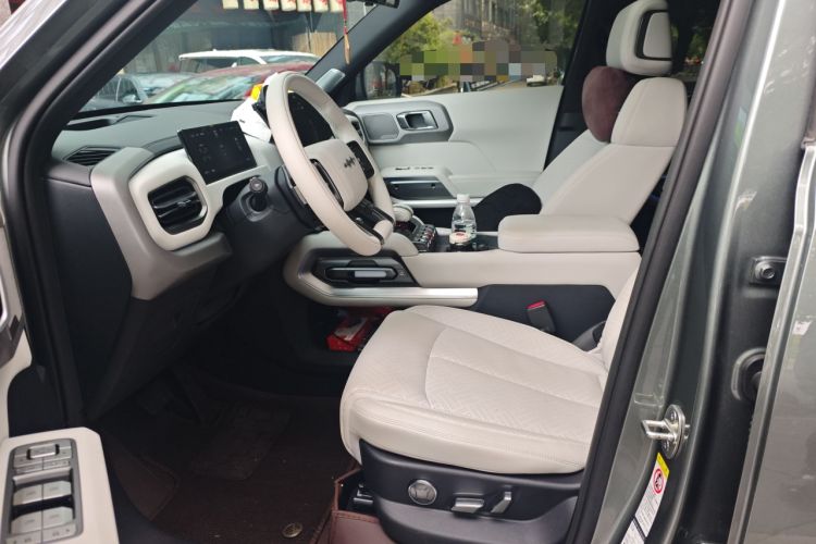 Used Formula Leopard Titanium 3 2025 501 km Four-Wheel Drive Drone Edition Left Front Seat