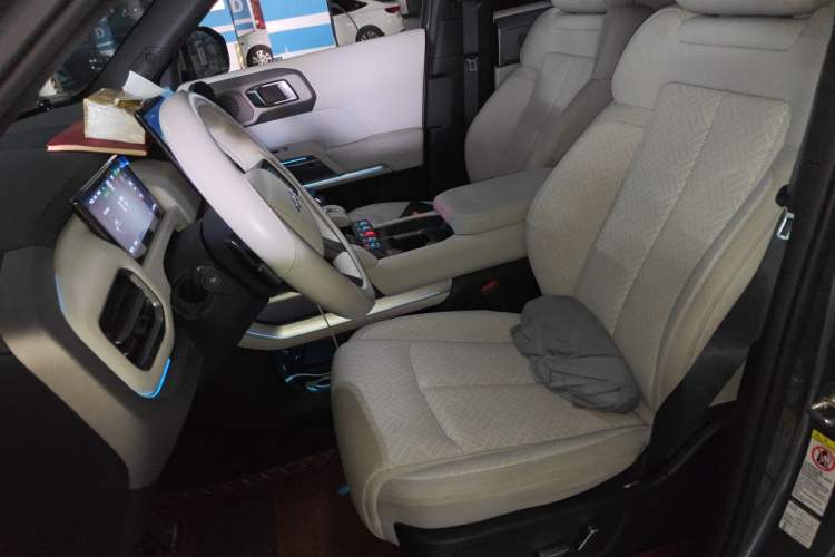 Used Formula Leopard Titanium 3 2025 501 km All-Wheel Drive Intelligent Driving Max Edition Left Front Seat
