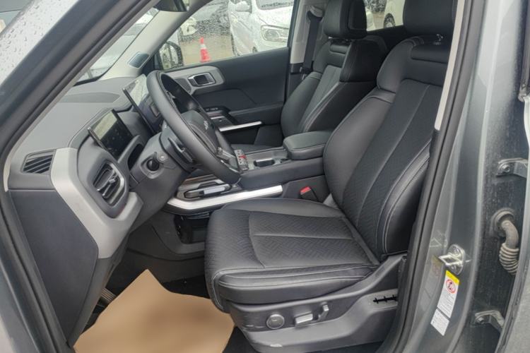 Used Formula Leopard Titanium 3 2025 501 km Four-Wheel Drive Drone Edition Left Front Seat