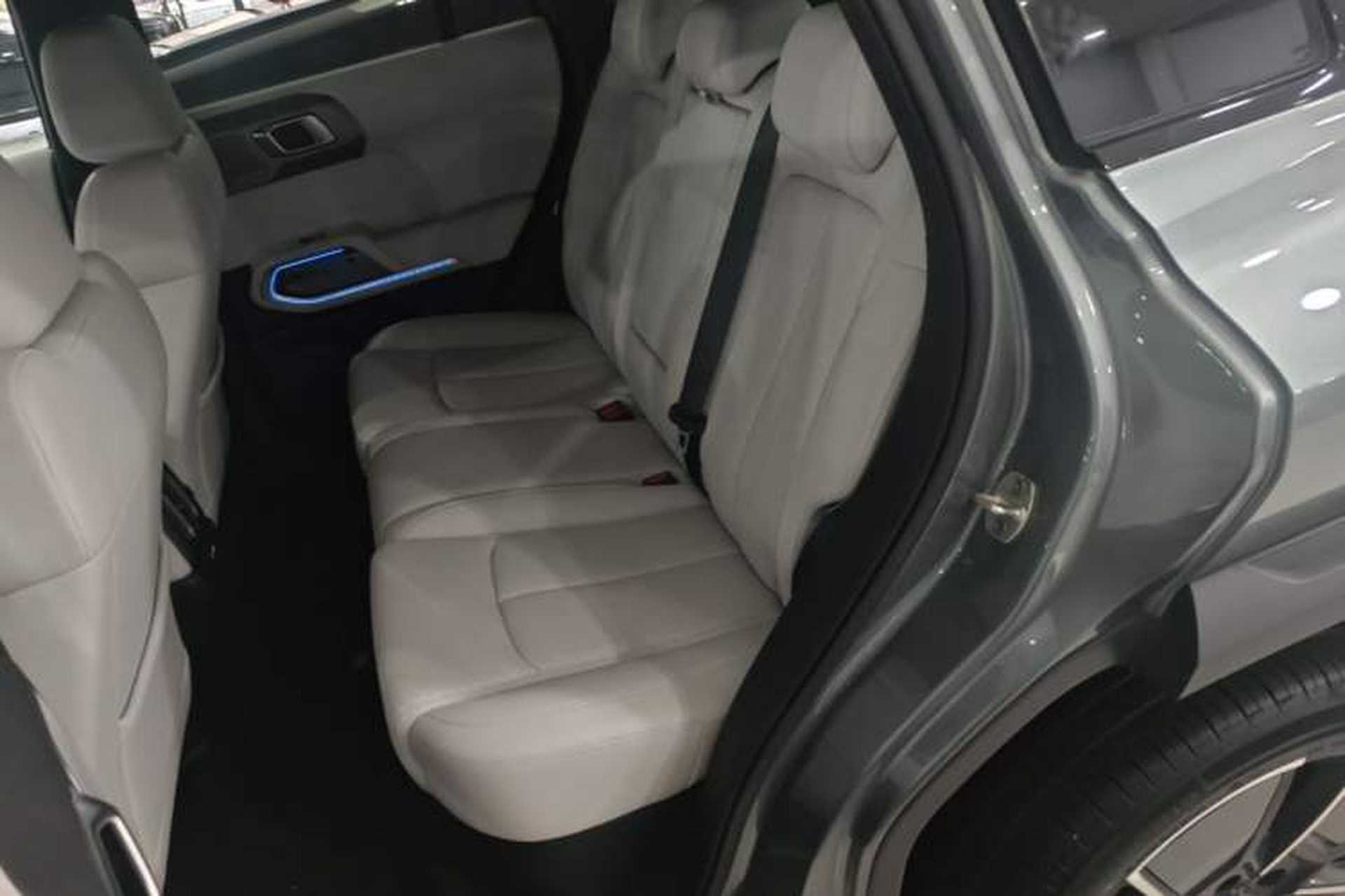 Used Formula Leopard Titanium 3 2025 501KM All-Wheel Drive Intelligent Driving Ultra Version Left Rear Seat