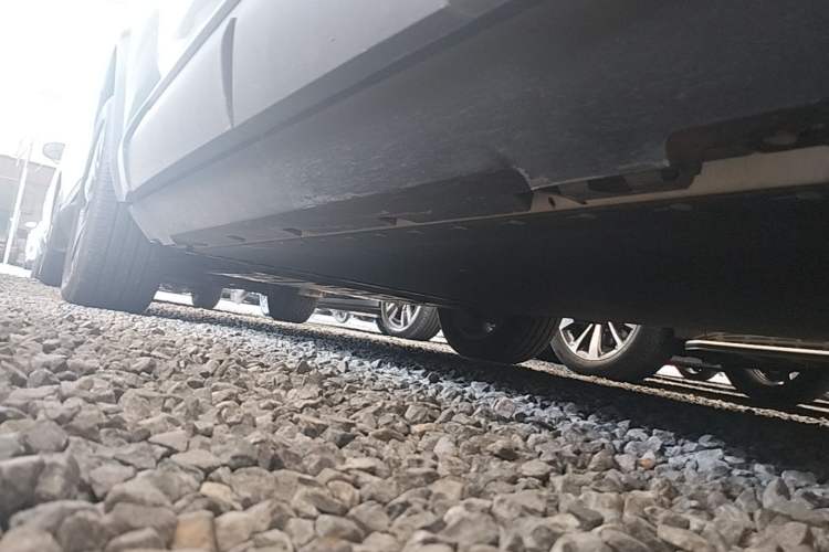 Used Formula Leopard Titanium 3 2025 501 km All-Wheel Drive Intelligent Driving Max Edition Left Side Sill