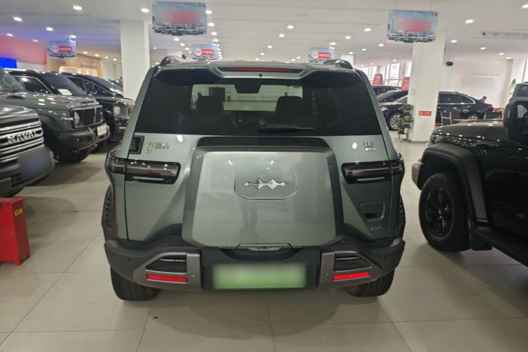 Used Formula Leopard Titanium 3 2025 501KM All-Wheel Drive Intelligent Driving Ultra Version Rear