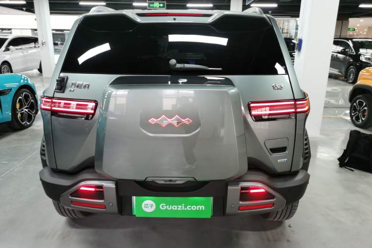 Used Formula Leopard Titanium 3 2025 501 km Range Rear-Wheel Drive Intelligent Driving Max Edition Rear