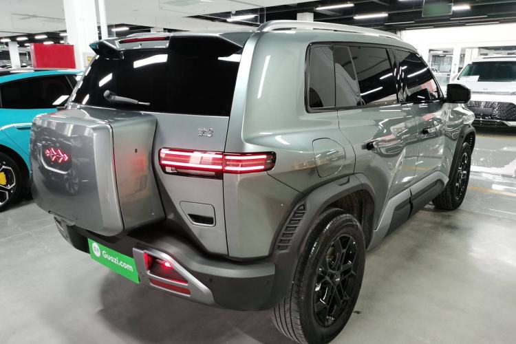 Used Formula Leopard Titanium 3 2025 501 km Range Rear-Wheel Drive Intelligent Driving Max Edition Rear Right 45 Deg