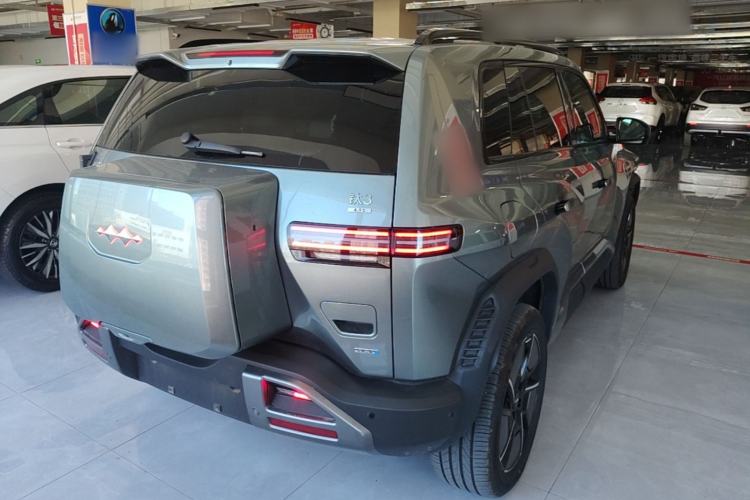 Used Formula Leopard Titanium 3 2025 501KM All-Wheel Drive Intelligent Driving Ultra Version Rear Right 45 Deg
