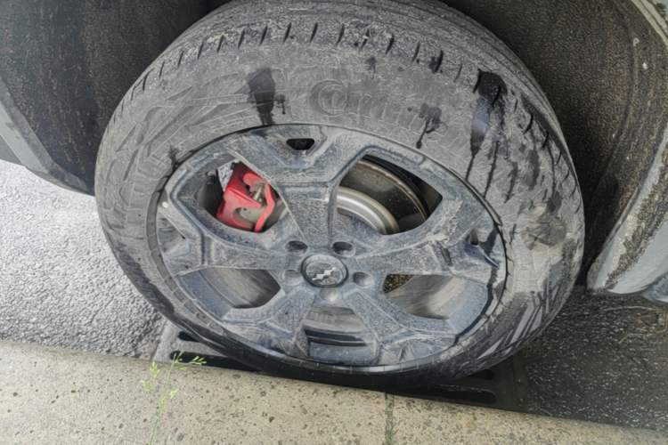 Used Formula Leopard Titanium 3 2025 501 km Four-Wheel Drive Drone Edition Right Rear Wheel Hub