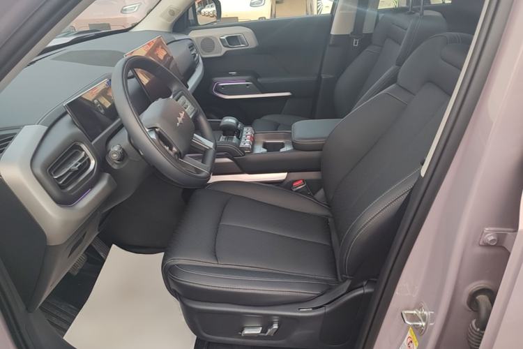 Used Formula Leopard Titanium 3 2025 501 km Range Rear-Wheel Drive Intelligent Driving Max Edition Left Front Seat