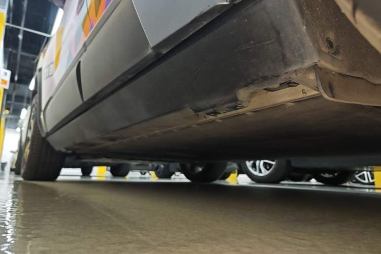 Used Formula Leopard Titanium 3 2025 501 km Four-Wheel Drive Drone Edition Left Side Sill