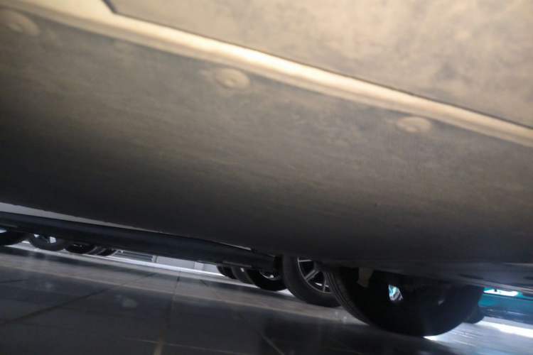 Used Formula Leopard Titanium 3 2025 501 km All-Wheel Drive Intelligent Driving Max Edition Chassis Front Right