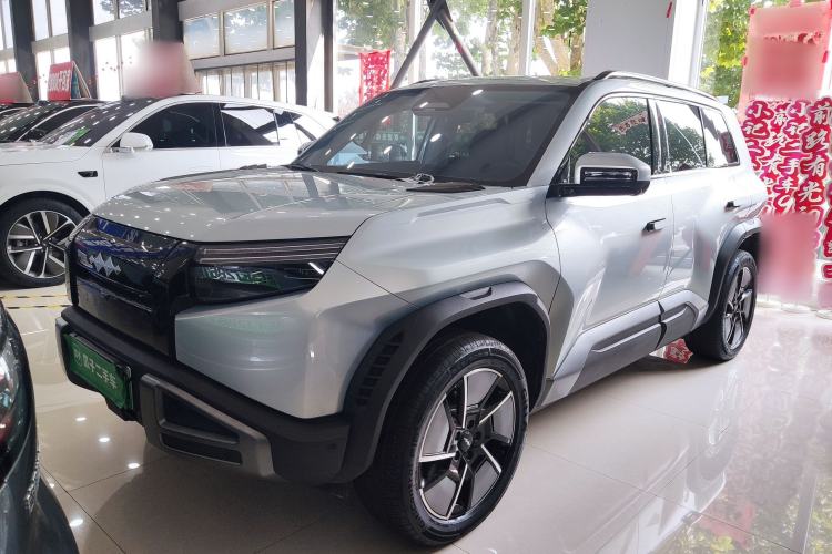 Formula Leopard Titanium 3 2025 501 km All-Wheel Drive Intelligent Driving Max Edition