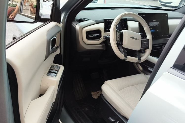 Used Formula Leopard Titanium 3 2025 501KM All-Wheel Drive Intelligent Driving Ultra Version Driver Seat