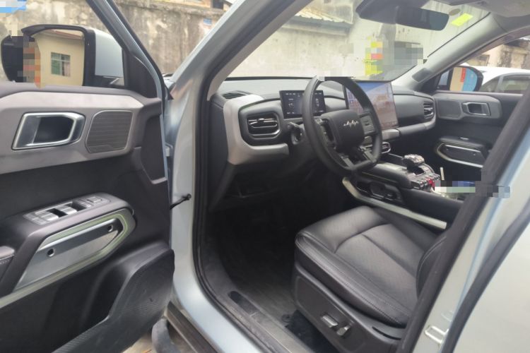 Used Formula Leopard Titanium 3 2025 501KM All-Wheel Drive Intelligent Driving Ultra Version Driver Seat