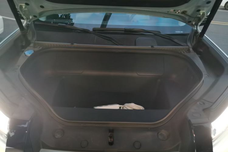 Used Formula Leopard Titanium 3 2025 501KM All-Wheel Drive Intelligent Driving Ultra Version Engine Bay
