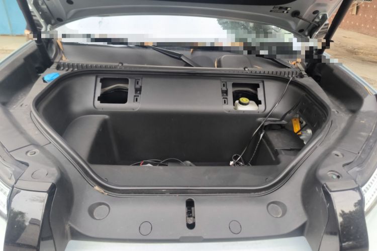 Used Formula Leopard Titanium 3 2025 501KM All-Wheel Drive Intelligent Driving Ultra Version Engine Bay