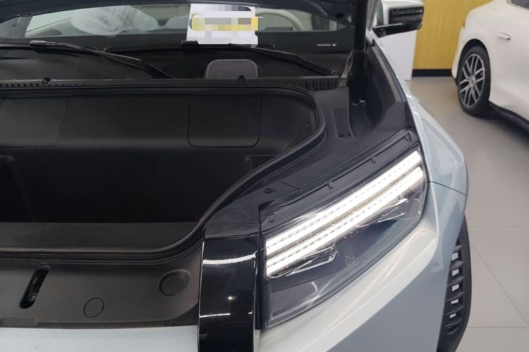 Used Formula Leopard Titanium 3 2025 501KM All-Wheel Drive Intelligent Driving Ultra Version Engine Bay Left