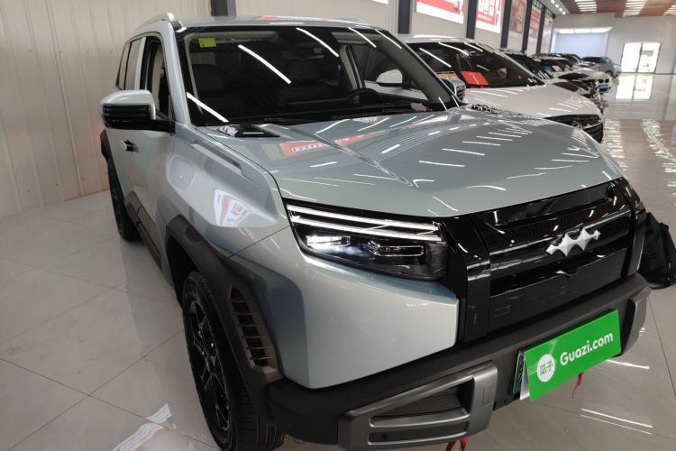 Used Formula Leopard Titanium 3 2025 501 km Range Rear-Wheel Drive Intelligent Driving Max Edition Exterior 1