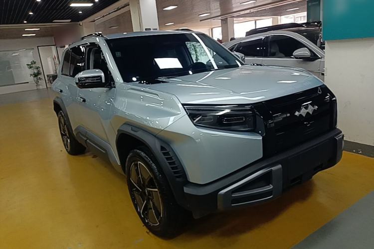 Used Formula Leopard Titanium 3 2025 501KM All-Wheel Drive Intelligent Driving Ultra Version Exterior 1