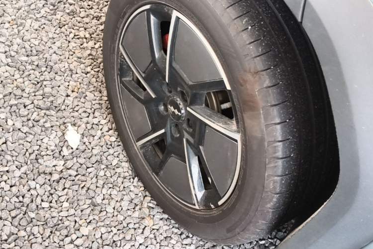 Used Formula Leopard Titanium 3 2025 501KM All-Wheel Drive Intelligent Driving Ultra Version Exterior 5