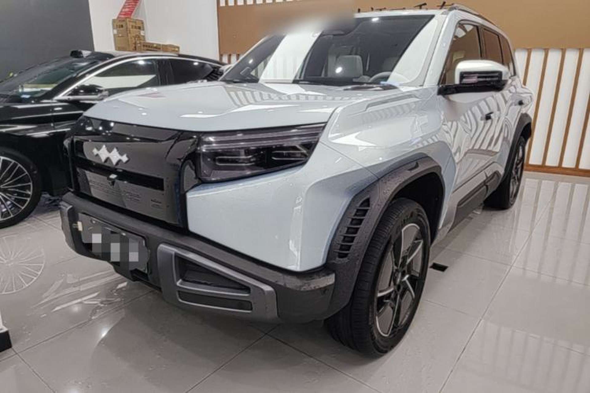 Used Formula Leopard Titanium 3 2025 501KM All-Wheel Drive Intelligent Driving Ultra Version Front Left 45 Deg