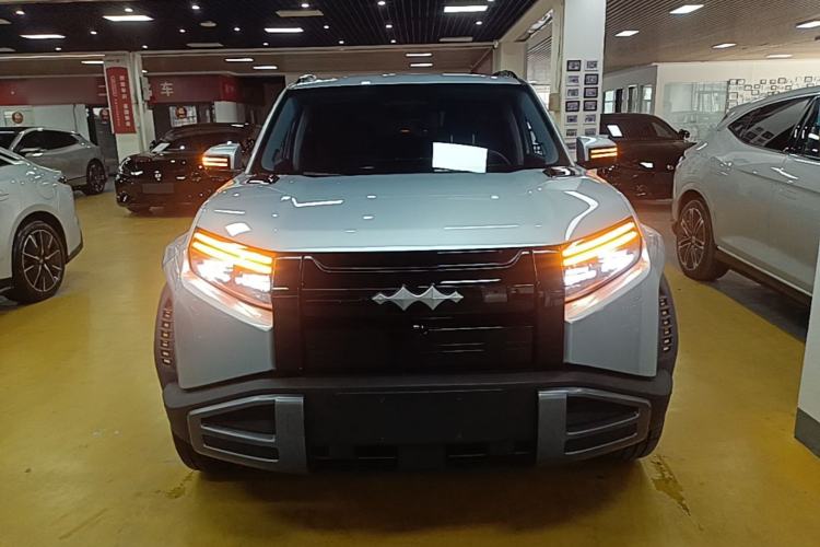 Used Formula Leopard Titanium 3 2025 501KM All-Wheel Drive Intelligent Driving Ultra Version Front