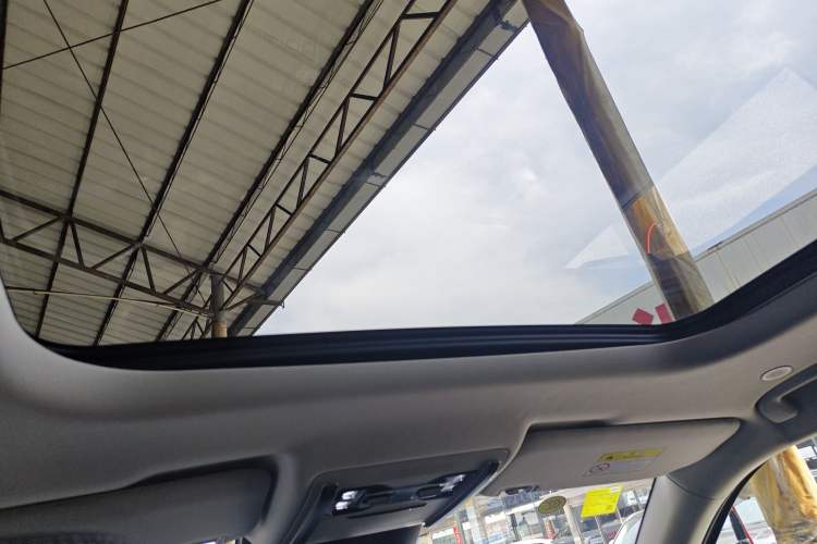 Used Formula Leopard Titanium 3 2025 501KM All-Wheel Drive Intelligent Driving Ultra Version Headliner