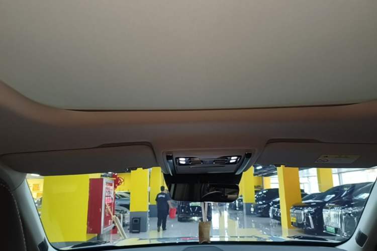 Used Formula Leopard Titanium 3 2025 501KM All-Wheel Drive Intelligent Driving Ultra Version Headliner