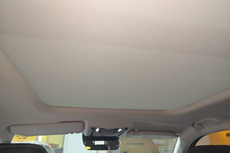 Used Formula Leopard Titanium 3 2025 501KM All-Wheel Drive Intelligent Driving Ultra Version Headliner