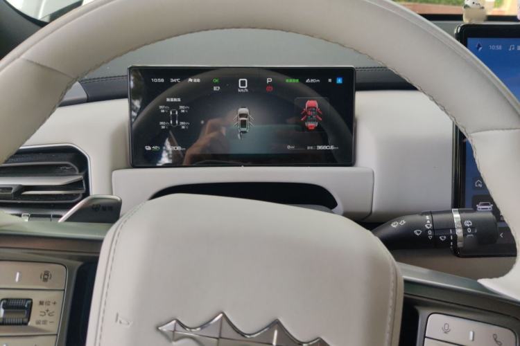 Used Formula Leopard Titanium 3 2025 501 km All-Wheel Drive Intelligent Driving Max Edition Instrument Cluster