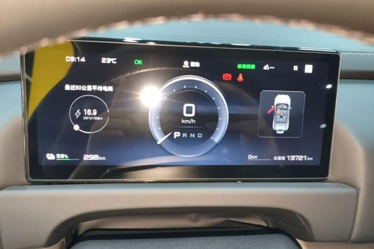 Used Formula Leopard Titanium 3 2025 501KM All-Wheel Drive Intelligent Driving Ultra Version Instrument Cluster
