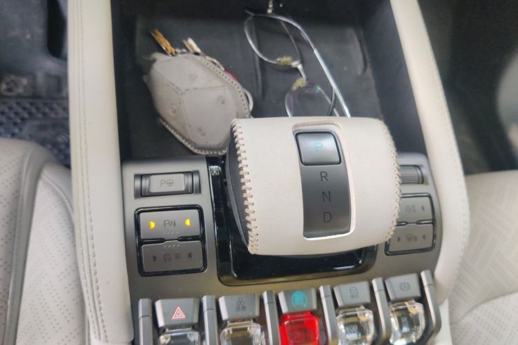 Used Formula Leopard Titanium 3 2025 501 km All-Wheel Drive Intelligent Driving Max Edition Interior 1