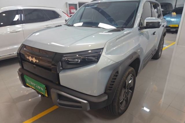 Formula Leopard Titanium 3 2025 501KM All-Wheel Drive Intelligent Driving Ultra Version de segunda mano