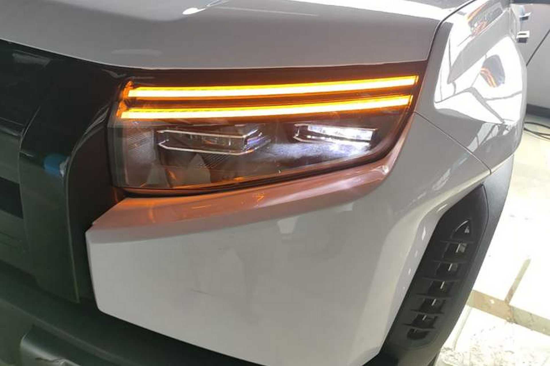 Used Formula Leopard Titanium 3 2025 Model 501KM Rear-Drive Ultra Version Left Front Headlight