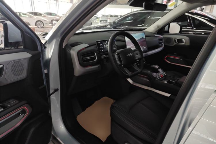 Used Formula Leopard Titanium 3 2025 501 km Range Rear-Wheel Drive Intelligent Driving Max Edition Left Front Seat