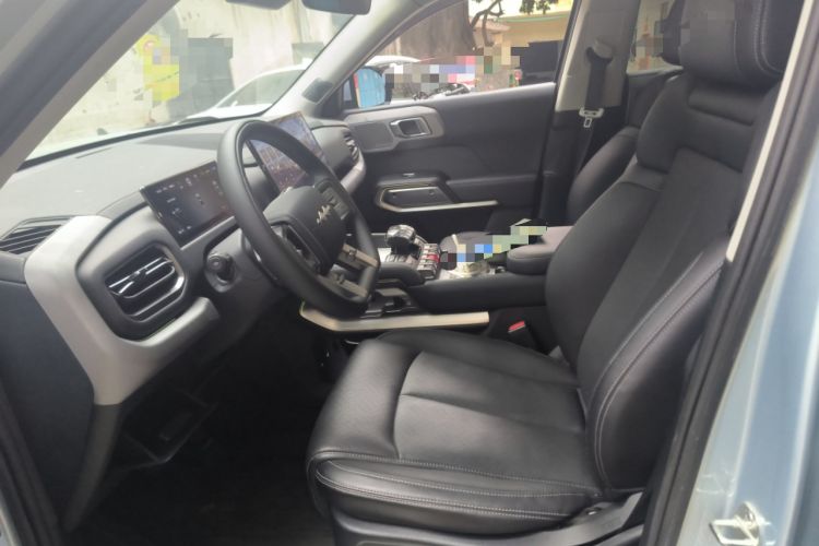 Used Formula Leopard Titanium 3 2025 501KM All-Wheel Drive Intelligent Driving Ultra Version Left Front Seat