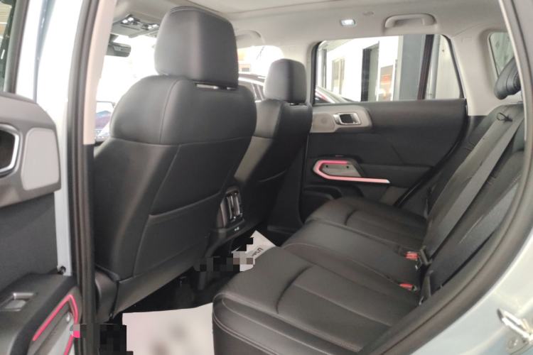 Used Formula Leopard Titanium 3 2025 501 km Range Rear-Wheel Drive Intelligent Driving Max Edition Left Rear Seat
