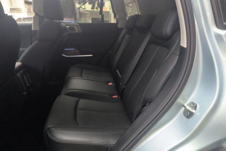 Used Formula Leopard Titanium 3 2025 501KM All-Wheel Drive Intelligent Driving Ultra Version Left Rear Seat