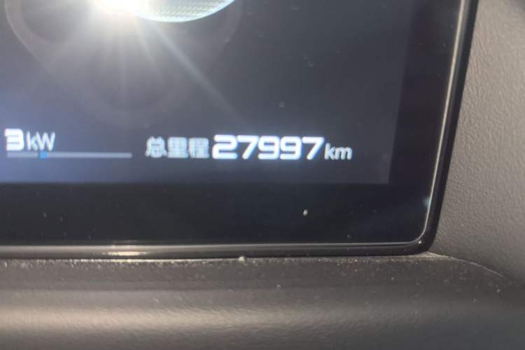 Used Formula Leopard Titanium 3 2025 501 km Range Rear-Wheel Drive Intelligent Driving Max Edition Odometer Close Up